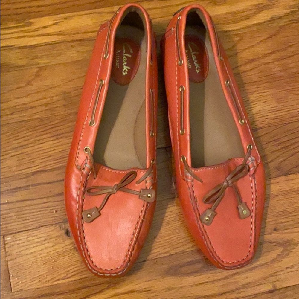 Clarks flats